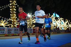 BIB: 1001, 101, 40272, 42303
                            <button type="button" onclick="openModal(19620396)" class="btn btn-primary btn-sm float-right btn-popup" data-toggle="modal" data-target=".modal-high-quality">
                        <i class="fas fa-shopping-cart"></i> Add to Cart
                    </button>
                                            <button type="button" onclick="isThisMe(19620396, true)" class="btn btn-success btn-sm float-right btn-popup btn-isme hidden" data-toggle="tooltip" data-placement="bottom" title="นี่คือรูปของคุณใช่ไหม คลิกที่นี่เพื่อเอาเข้าอัลบั้ม">
                        <i class="fas fa-plus"></i> Add to album
                    </button>
                    <button type="button" onclick="isThisMe(19620396, false)" class="btn btn-warning btn-sm float-right btn-popup btn-isnotme hidden">
                        <i class="fas fa-ban"></i> Remove from album
                    </button>